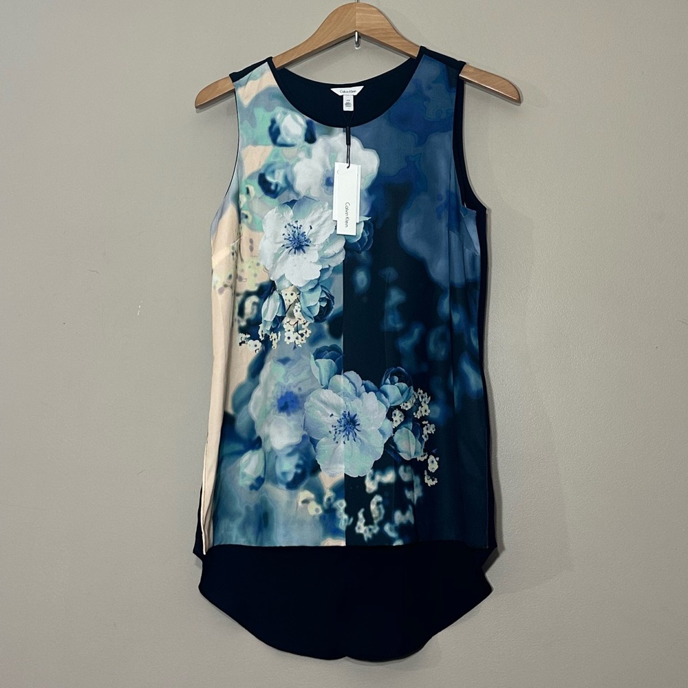 NWT Calvin Klein || Woman’s sleeveless blouse/ tunic size Small